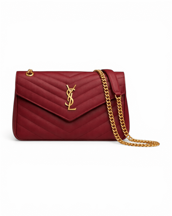 E726046D-D370-4573-A1C7-F6E9AB900E65-Photoroom.png Yves saint-laurent bolso loulou rojo, acolchado en v con cadena dorada