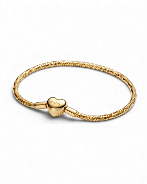 IMG_4326-2.png Brazalete Pandora cadena dorada con broche corazón facetado