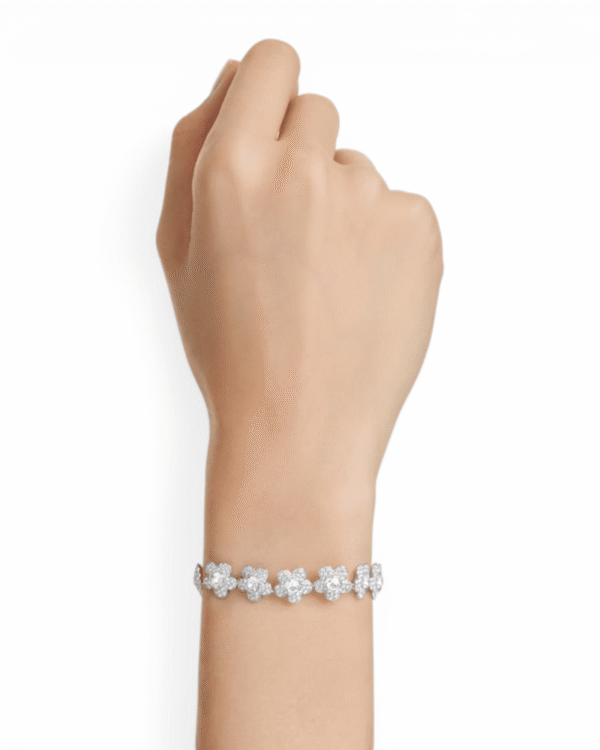 IMG_7679.png Nuevo Brazalete Flor Perlas Blanca Ariana Grande- Swarovski
