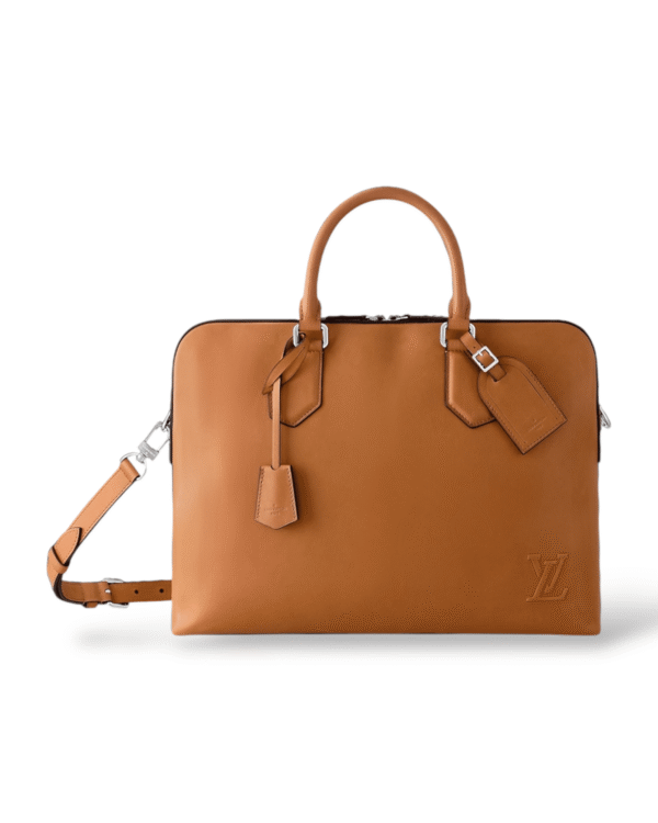 Photoroom_000_20250330_213925.png Louis vuitton maletín porta documentos voyage pm café, asas rígidas con etiqueta colgante