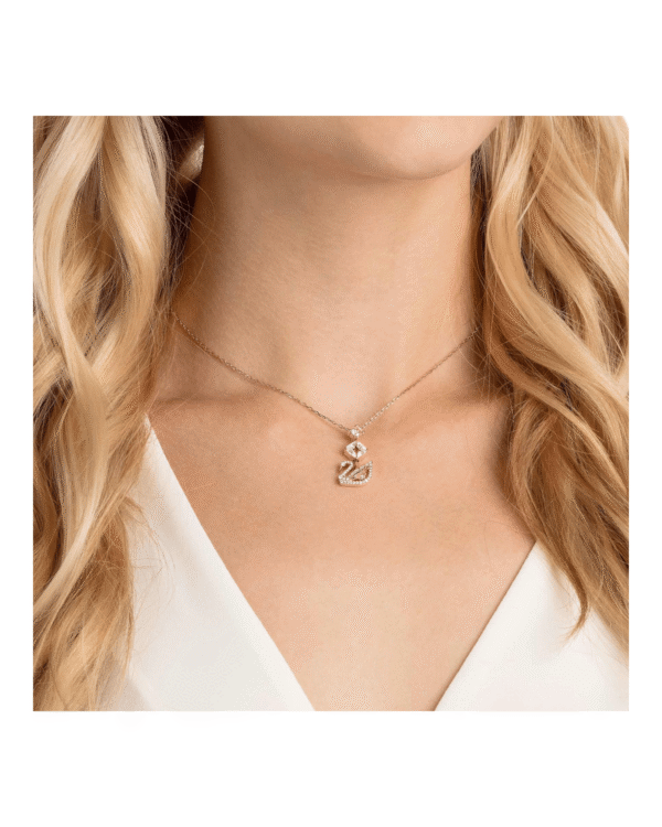 Photoroom_004_20250829_182026.png Collar Deslumbrante Cisne y Rosa rosada - Swarovski