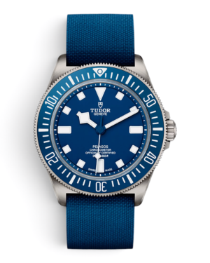 TUD12 Tudor Pelagos FXD Azul: esfera azul con marcas blancas, bisel azul estriado y correa azul de textura tejida