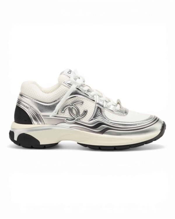 IMG_9684.jpg Comprar Chanel Zapatillas Emblematicas CC Plateado en Chile