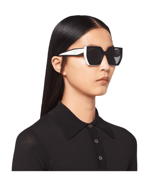 Prada Lentes de sol Oversize Bicolor - vista 2