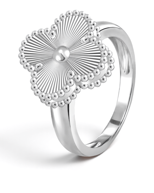 Van Cleef & Arpels Anillo Alhambra Plateado Texturado Van Cleef & Arpels Anillo Alhambra Plateado Texturado | envío gratis a todo Chile