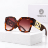 Versace Lentes de sol Oversize con Greca - vista 4